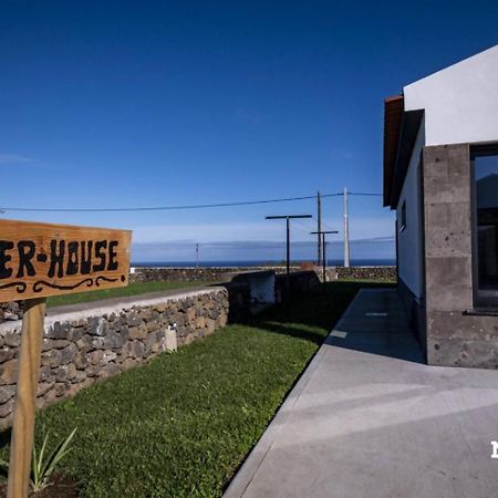 Beer House By Pontanegraazores Altares المظهر الخارجي الصورة