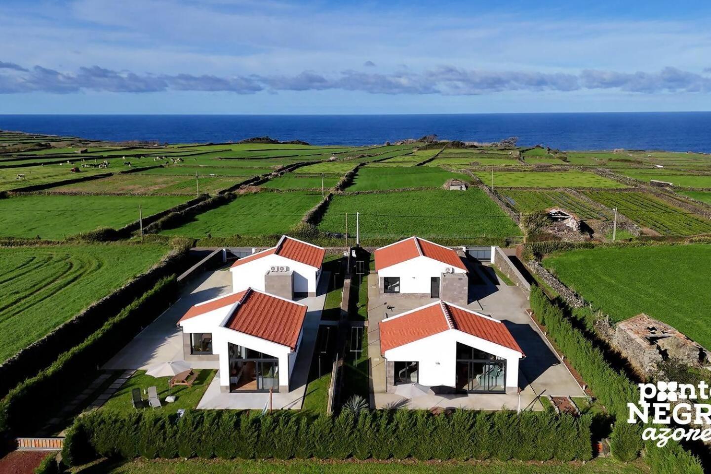 Beer House By Pontanegraazores Altares المظهر الخارجي الصورة