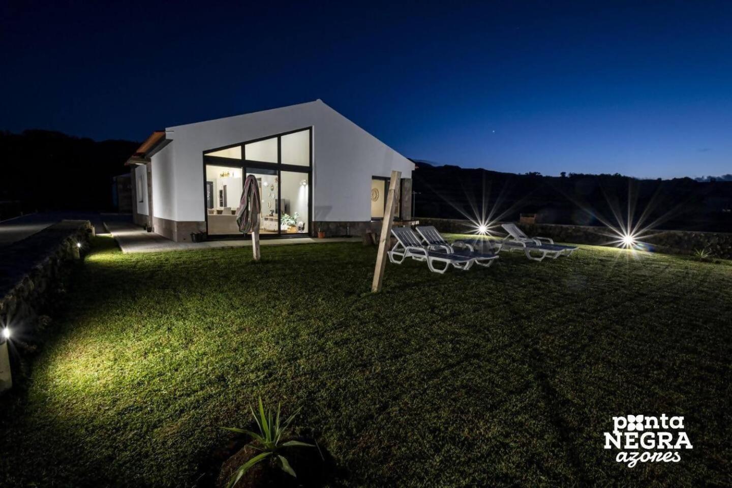 Beer House By Pontanegraazores Altares المظهر الخارجي الصورة